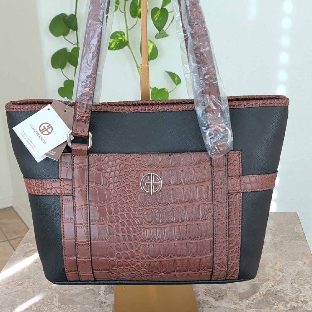 NWT Gianni Bini Black and Brown Croc-Pattern Tote